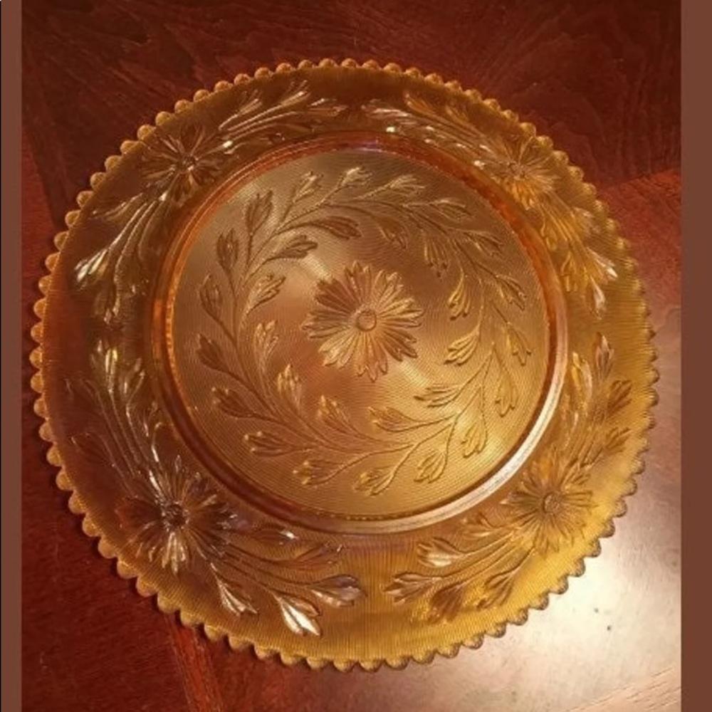 6 Vintage Amber Indiana Depression Glass 8” Plates - Picture 4 of 8